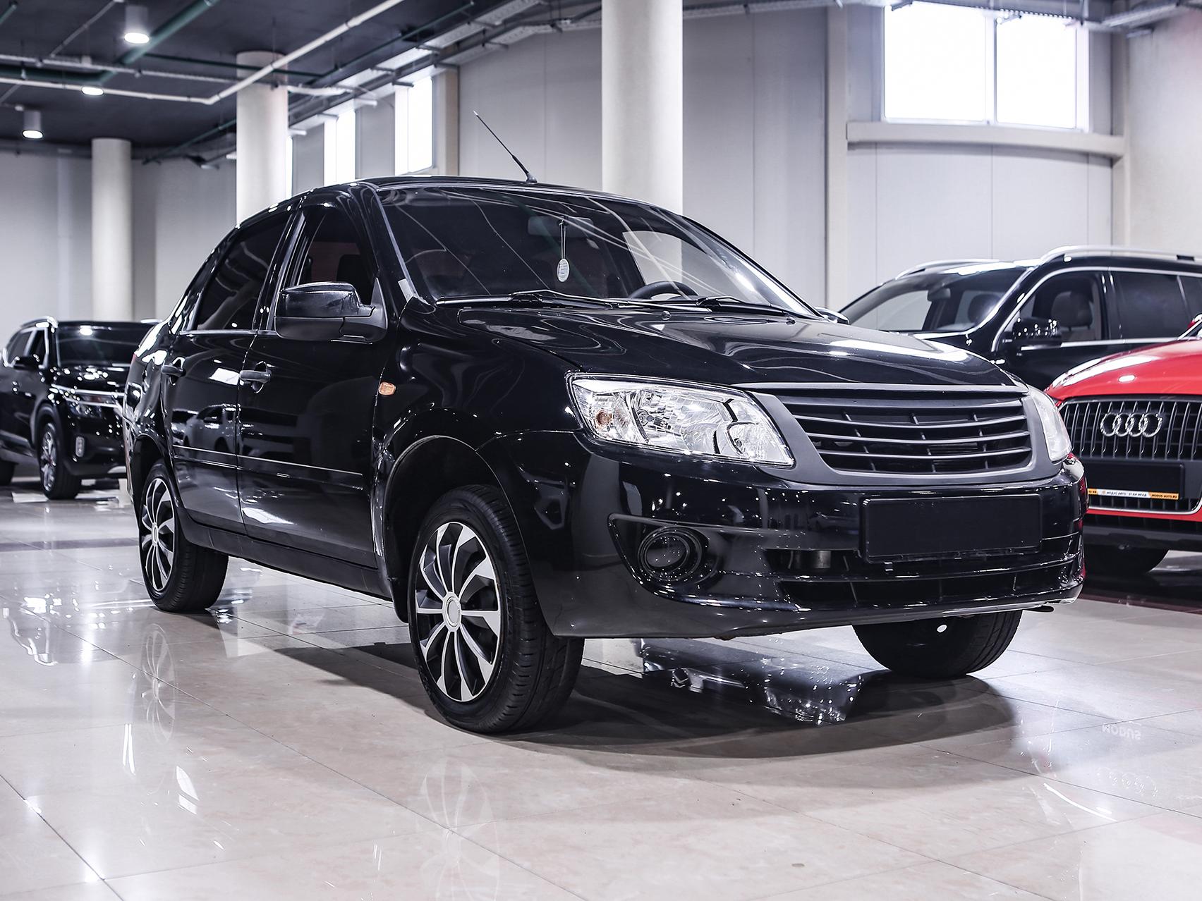 Купить Granta с пробегом