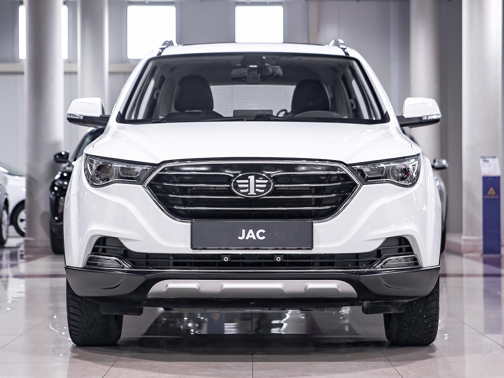 Купить Besturn X40 с пробегом