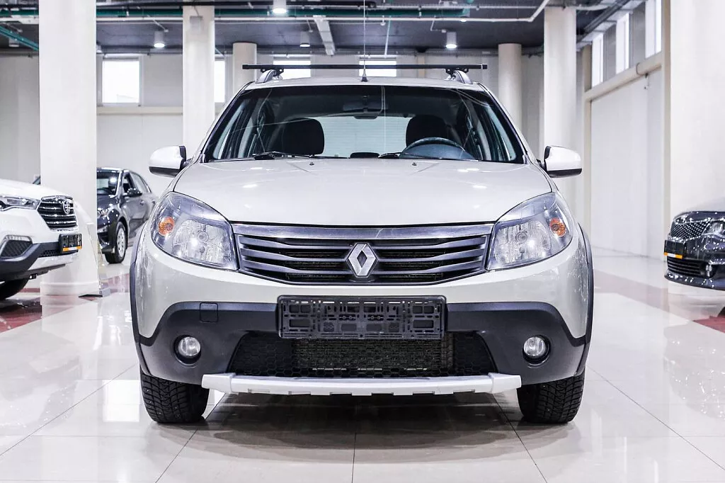 Купить Sandero с пробегом