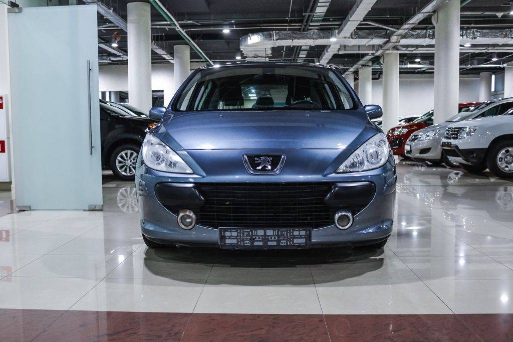 Купить 307 с пробегом